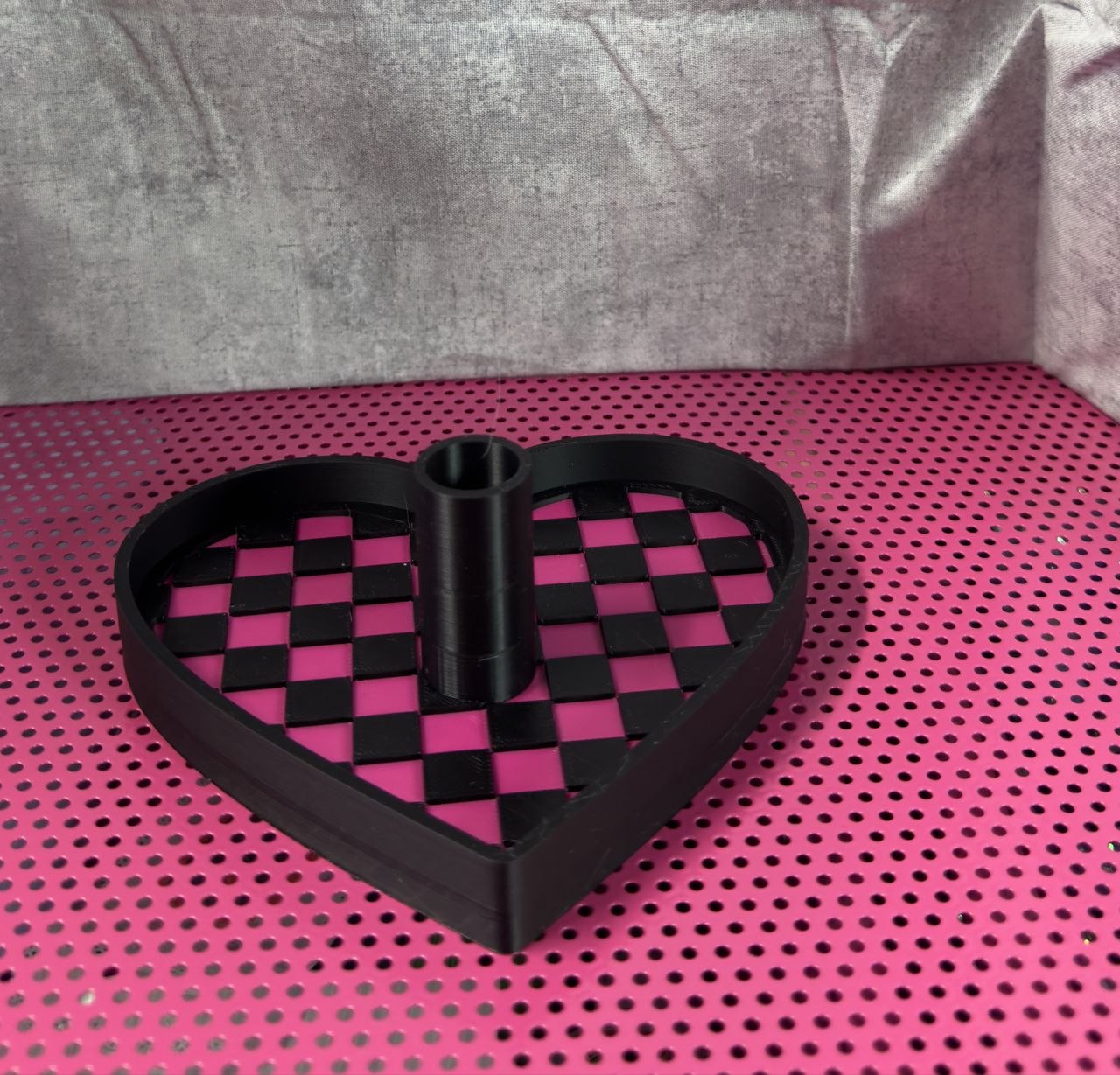 Heart 3D-Printed Pen Bead Tray