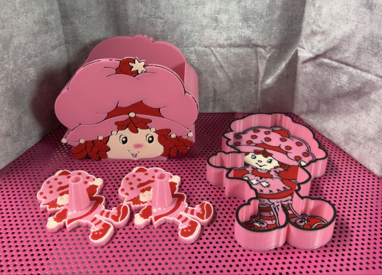Strawberry Shortcake-Inspired 3D Desk Set
